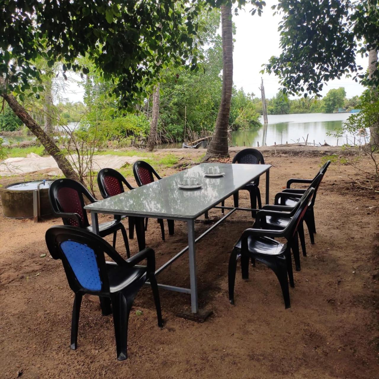 Munroe Inn Homestay Kollam Exterior foto